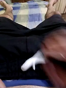 DomDix online show from September 17, 2025, 9:05 pm