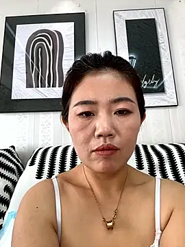 feifei 521 online show from January 13, 2026, 3:12 am