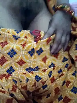 rani8008 online show from April 16, 2026, 2:45 am