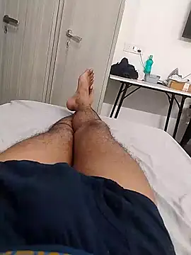 themasklover online show from March 31, 2026, 9:43 am