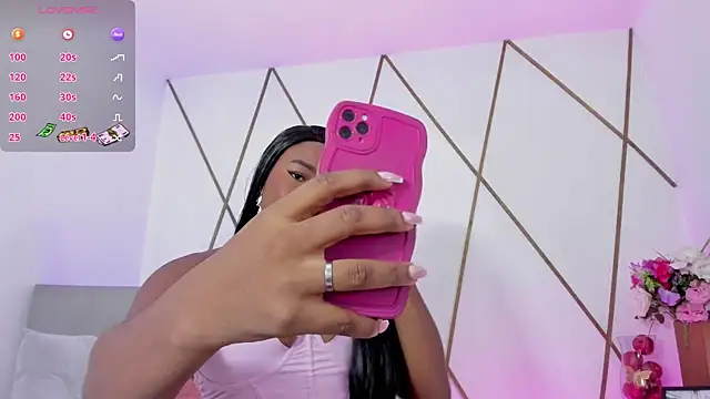 Venuswilds online show from September 18, 2025, 11:45 am