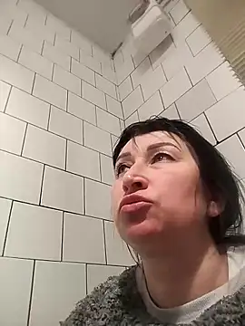 Snapshot of Funny_Karina chatting on March 4, 2026, 6:36 pm Funny Karina online show from March 4, 2026, 6:36 pm