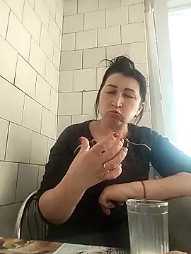 Snapshot of Funny_Karina chatting on March 10, 2026, 2:00 pm Funny Karina online show from March 10, 2026, 2:00 pm