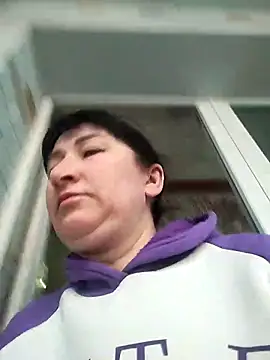 Snapshot of Funny_Karina chatting on March 29, 2026, 6:02 am Funny Karina online show from March 29, 2026, 6:02 am