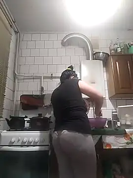 Snapshot of Funny_Karina chatting on March 31, 2026, 5:02 pm Funny Karina online show from March 31, 2026, 5:02 pm