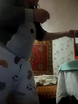 Snapshot of Funny_Karina chatting on April 12, 2026, 1:21 am Funny Karina online show from April 12, 2026, 1:21 am