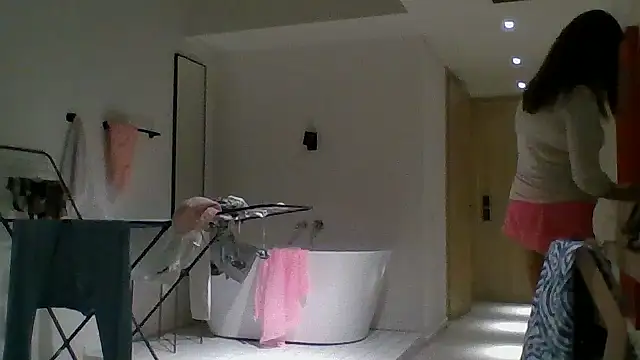 Snapshot of ALICAINWONDERLAND chatting on September 18, 2025, 3:58 pm ALICAINWONDERLAND online show from September 18, 2025, 3:58 pm