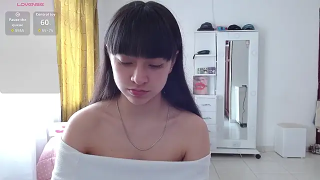 violetta blackk online show from October 1, 2025, 3:40 pm