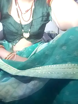 Sonam9696 online show from September 22, 2025, 6:32 pm