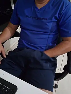 Carloskasado online show from November 3, 2025, 11:55 am