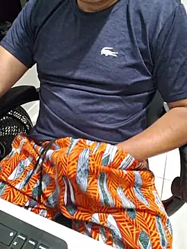 Carloskasado online show from November 10, 2025, 9:03 pm