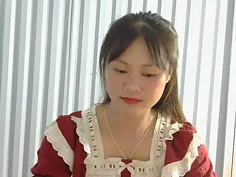 Sisi dy01 online show from October 8, 2025, 1:53 pm