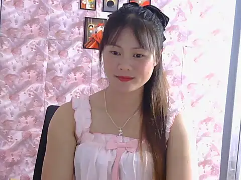 Sisi dy01 online show from October 25, 2025, 12:13 pm