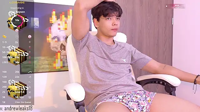 an drew18 online show from December 1, 2025, 12:32 pm