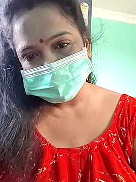 misspriya03 online show from October 14, 2025, 9:32 am