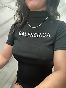 Voyerra g online show from December 5, 2025, 2:47 pm