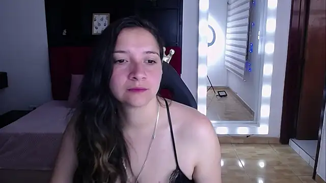 Snapshot of Agatha_bellucci_ chatting on September 28, 2025, 2:44 pm Agatha bellucci online show from September 28, 2025, 2:44 pm