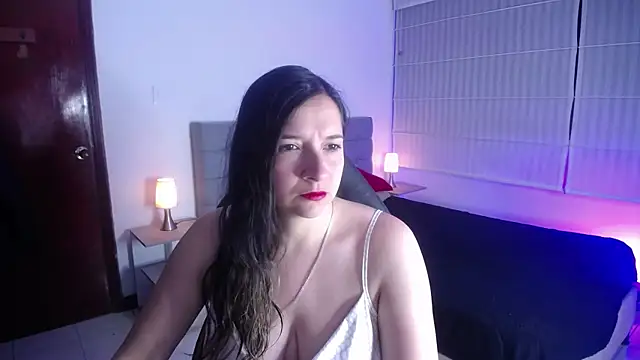 Snapshot of Agatha_bellucci_ chatting on October 27, 2025, 1:15 pm Agatha bellucci online show from October 27, 2025, 1:15 pm