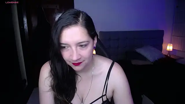 Snapshot of Agatha_bellucci_ chatting on November 20, 2025, 12:27 pm Agatha bellucci online show from November 20, 2025, 12:27 pm