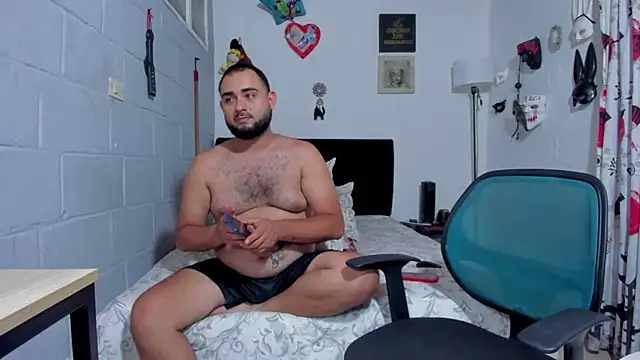 DuoPerverxs online show from April 4, 2026, 12:53 am