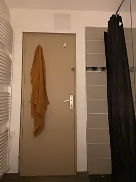 dasilva elsa21 online show from March 28, 2026, 10:42 pm