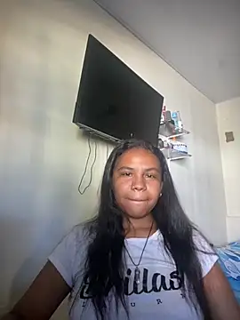 Snapshot of AfricaMart chatting on October 7, 2025, 2:03 pm AfricaMart online show from October 7, 2025, 2:03 pm