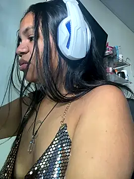 Snapshot of AfricaMart chatting on October 30, 2025, 2:18 pm AfricaMart online show from October 30, 2025, 2:18 pm