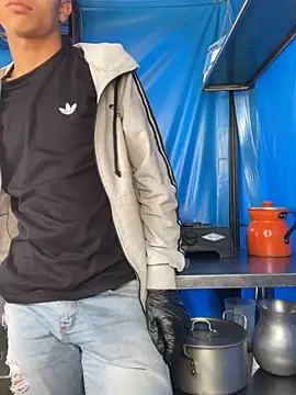 diegoand0911 online show from March 30, 2026, 2:40 pm