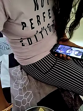 Snapshot of Lusty_sensual_Jodi chatting on December 29, 2024, 8:22 am Lusty sensual Jodi online show from December 29, 2024, 8:22 am