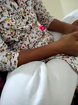 Snapshot of Lusty_sensual_Jodi chatting on February 5, 2025, 2:26 pm Lusty sensual Jodi online show from February 5, 2025, 2:26 pm