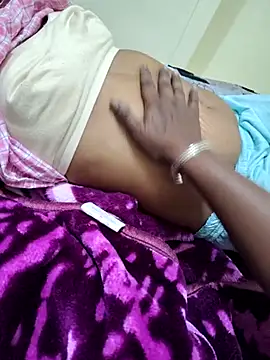 Snapshot of Lusty_sensual_Jodi chatting on February 10, 2025, 5:30 pm Lusty sensual Jodi online show from February 10, 2025, 5:30 pm