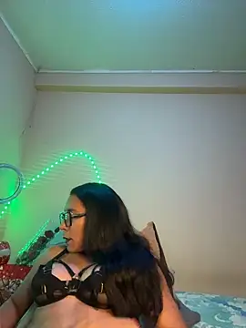 princesaliay online show from February 15, 2026, 12:51 am