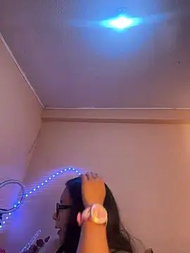 princesaliay online show from February 16, 2026, 10:17 pm