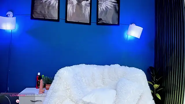 Room 69x online show from December 5, 2025, 3:15 am