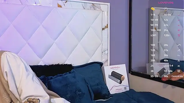 Room 69x online show from March 19, 2026, 8:13 pm