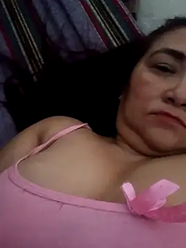 linda luna29 online show from November 8, 2025, 3:34 pm