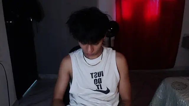 Snapshot of sung_yol chatting on October 14, 2025, 7:58 pm sung yol online show from October 14, 2025, 7:58 pm