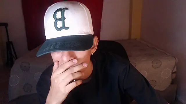 sung yol online show from October 31, 2025, 8:43 pm