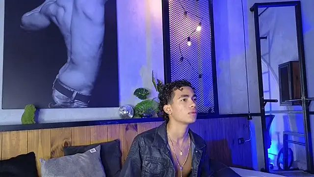 AlanCutee online show from March 28, 2026, 11:54 am