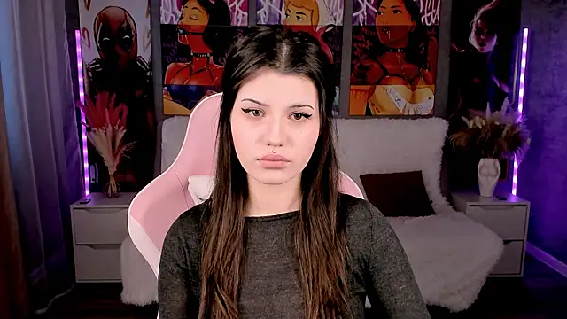 AnoraDark online show from February 5, 2026, 12:21 pm