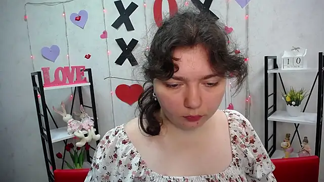 Snapshot of NeonilaLisova chatting on October 12, 2025, 5:28 am NeonilaLisova online show from October 12, 2025, 5:28 am