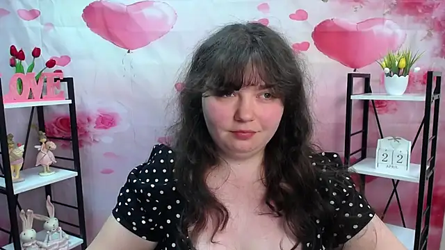 Snapshot of NeonilaLisova chatting on April 23, 2026, 12:29 pm NeonilaLisova online show from April 23, 2026, 12:29 pm