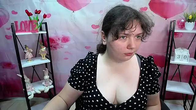 Snapshot of NeonilaLisova chatting on May 30, 2026, 11:07 am NeonilaLisova online show from May 30, 2026, 11:07 am