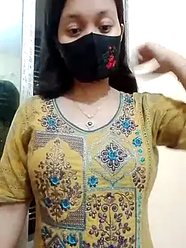 Snapshot of Sweet_Bindika07 chatting on September 15, 2025, 5:02 pm Sweet Bindika07 online show from September 15, 2025, 5:02 pm