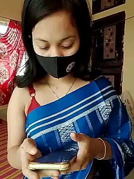 Snapshot of Sweet_Bindika07 chatting on October 5, 2025, 5:28 am Sweet Bindika07 online show from October 5, 2025, 5:28 am