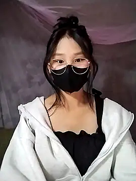 saronla 03 online show from November 26, 2025, 2:01 am