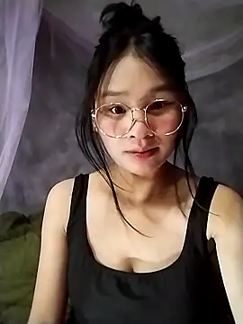 saronla 03 online show from November 28, 2025, 1:58 pm