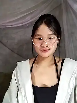 saronla 03 online show from December 18, 2025, 2:17 am