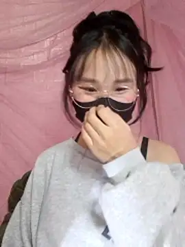 saronla 03 online show from January 11, 2026, 9:03 am