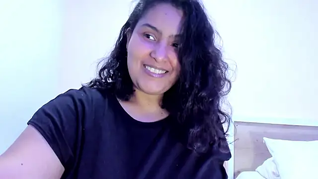 Snapshot of BellaNixs chatting on September 29, 2025, 3:22 am BellaNixs online show from September 29, 2025, 3:22 am